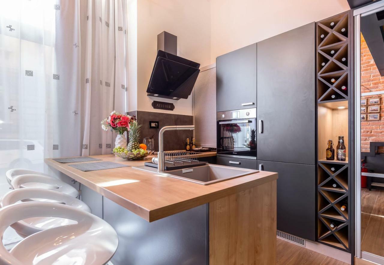 Studio Apartments Atelier Rijeka Exterior photo